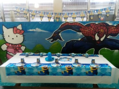 déco salle anniversaire minions