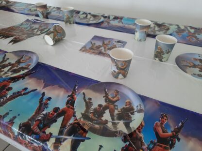 décoration salle anniversaire FORTNITE