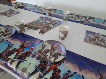décoration salle anniversaire FORTNITE